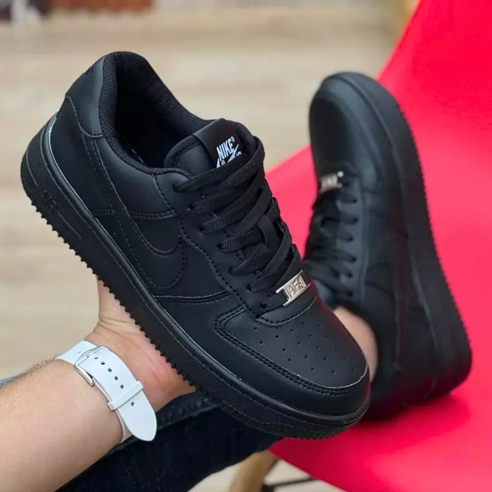 Nike® | Air Force One AA + Par de medias + Caja incluída